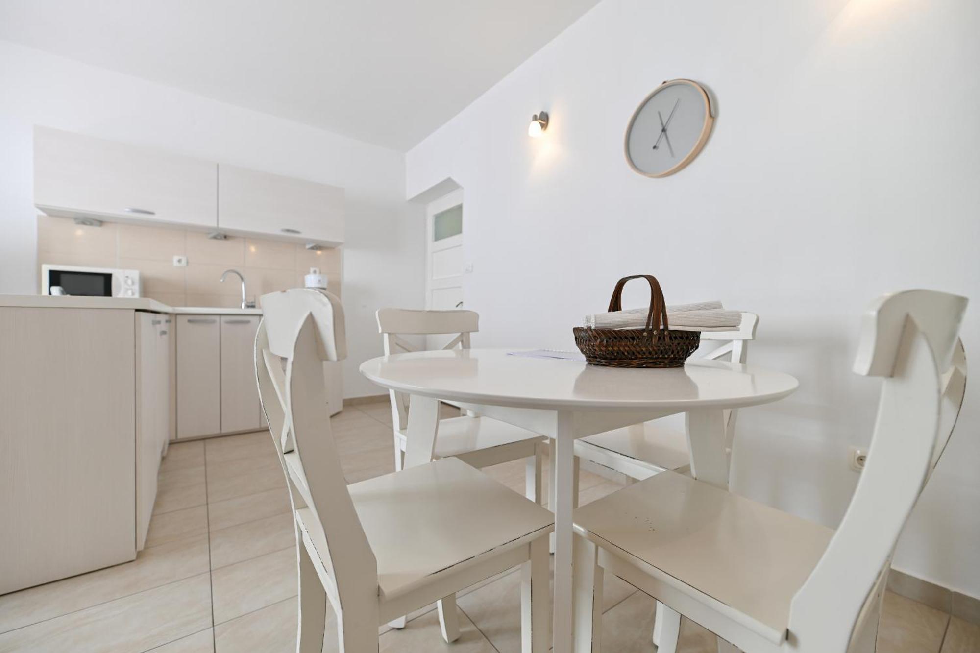 Near City Center Apartment With Free Parking And Air Condition In Each Room Zára Kültér fotó